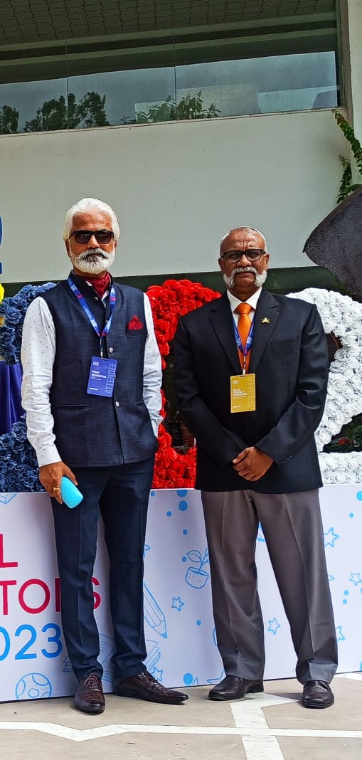 With Maj. General R. Puttarjunam, Additional Director General, Army Education Core.